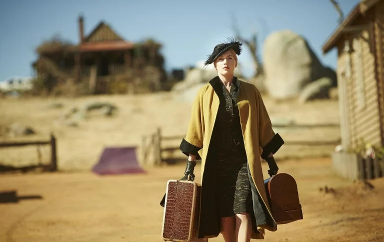 kate winslet en la pelicula el poder de la moda