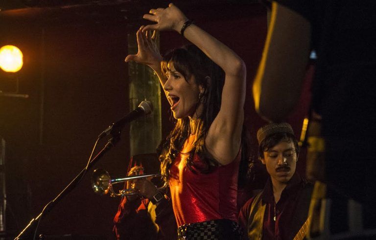 Natalia Oreiro en la película Gilda, no me arrepiento de este amor