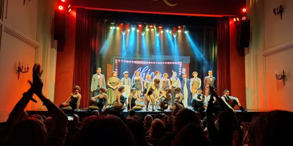 chicas de new york en el teatro regina