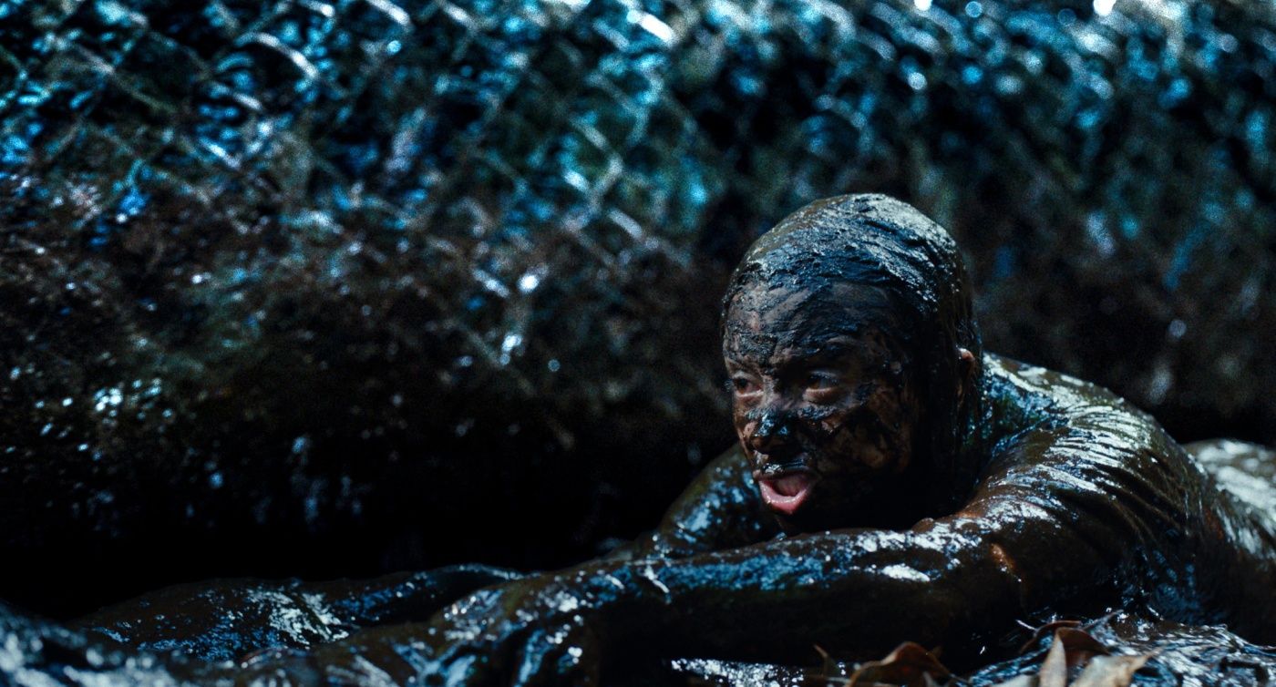 escena de la pelicula terror en el amazonas
